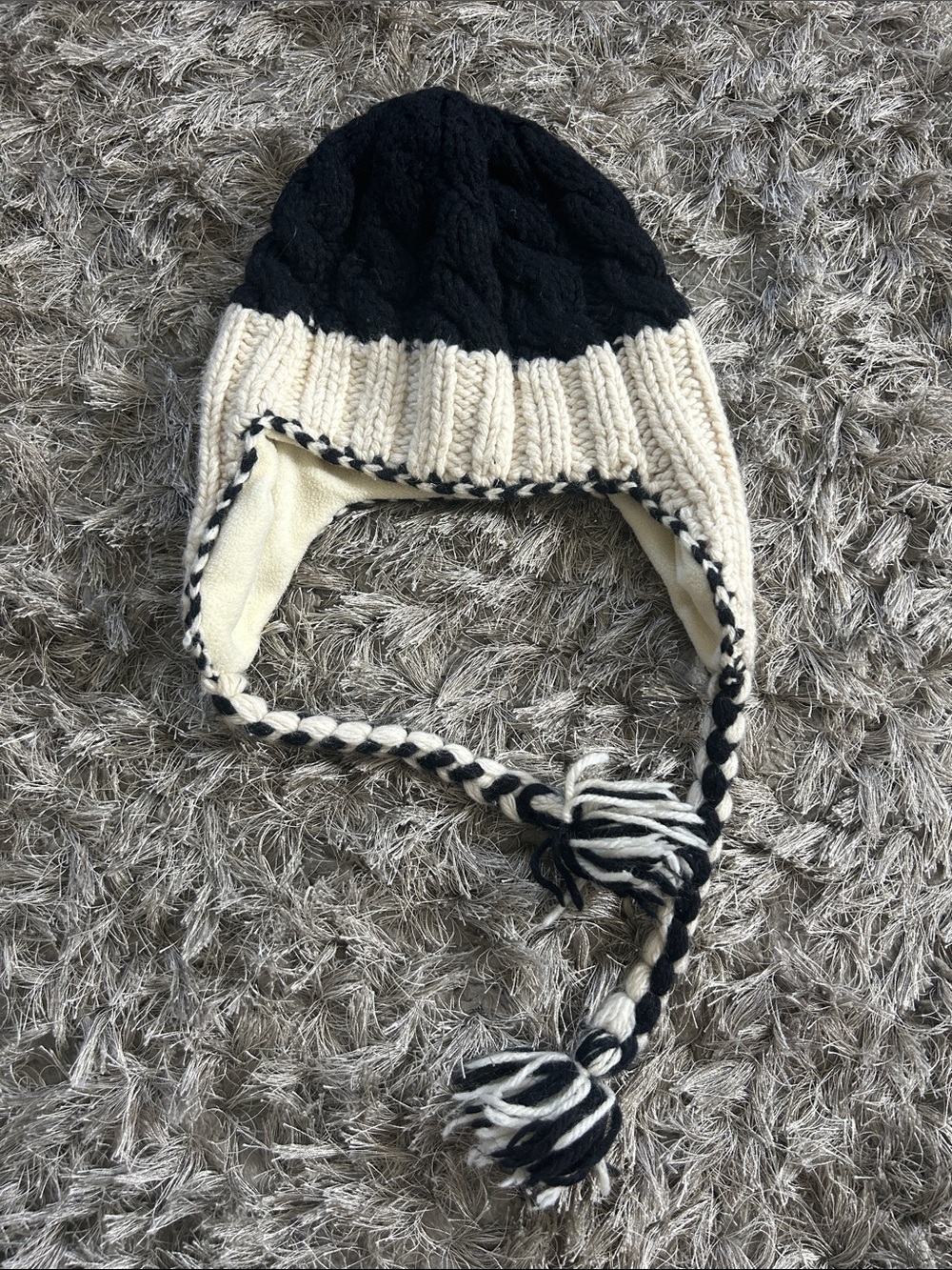 American Eagle Two-Tone Black & Cream Earflap Knit Hat